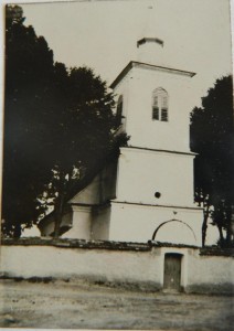 Régi fénykép a pákéi református templomról