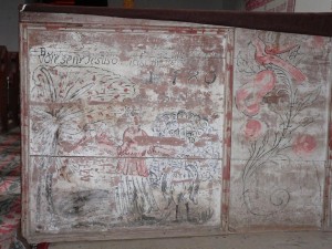 Az asszonyok padja mellvédjének részlete